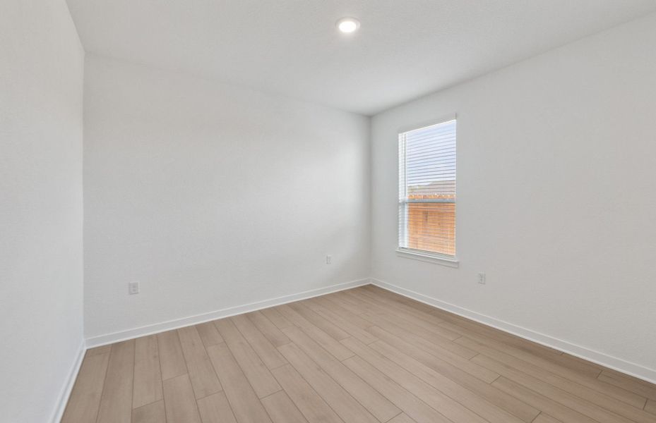 Spacious, unfurnished interior of a new home in Woodside, Georgetown (Image 16).