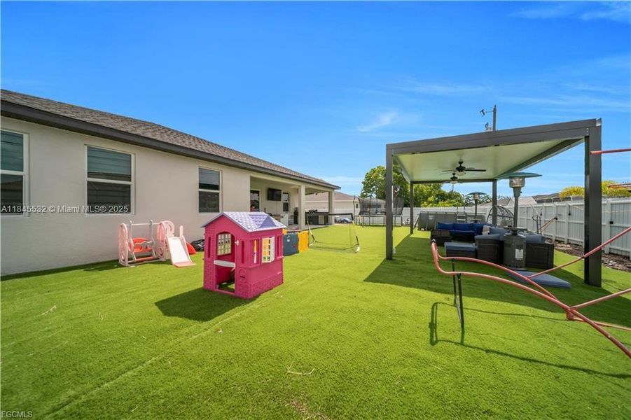 Front exterior of a new home in , Cape Coral, FL, highlighting curb appeal (Image 19). Front exterior of a new home in , Cape Coral, FL, highlighting curb appeal (Image 19).