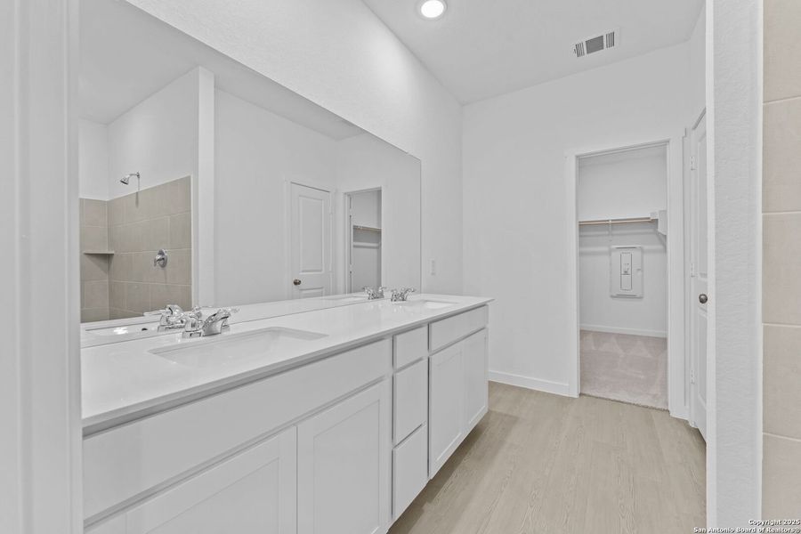 Furnished interior view inside a new home in , New Braunfels (Image 8). Furnished interior view inside a new home in , New Braunfels (Image 8).