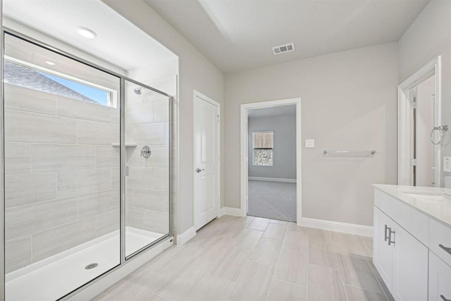 Photo is not of the actual home, but is an inspirational photo of builder’s model home and may depict options, furnishings, and/or decorator features that are not included. Photo is not of the actual home, but is an inspirational photo of builder’s model home and may depict options, furnishings, and/or decorator features that are not included.