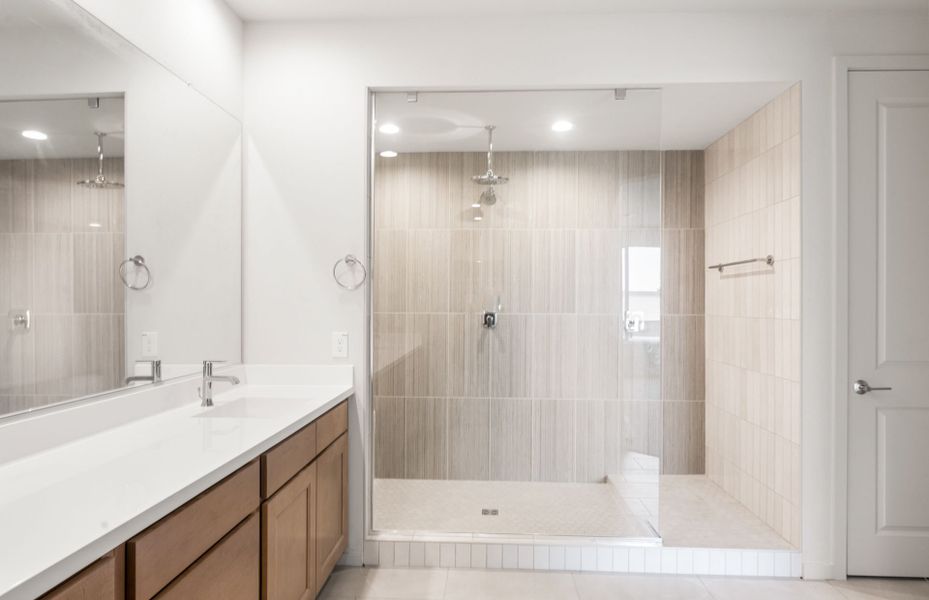 Furnished interior view inside a new home in Legado West, Queen Creek (Image 6).