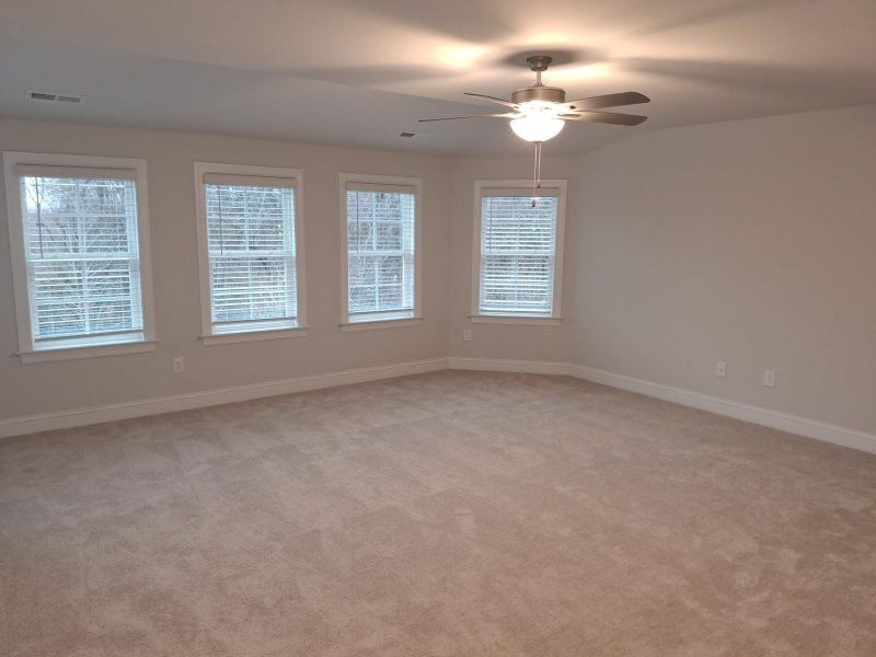 Spacious, unfurnished interior of a new home in Weybridge, Burlington (Image 42). Spacious, unfurnished interior of a new home in Weybridge, Burlington (Image 42).