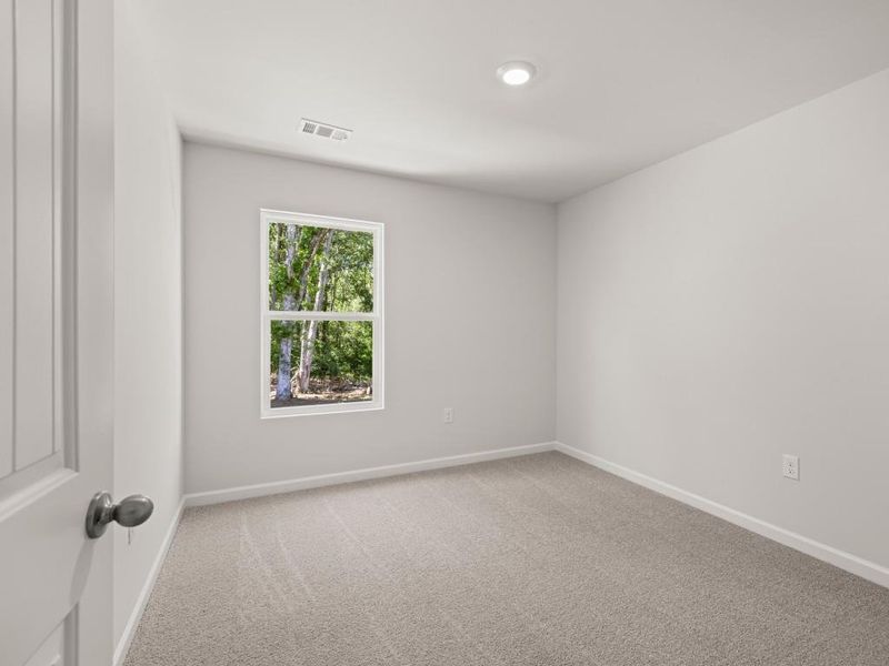Spacious, unfurnished interior of a new home in Falcon Landing Townhomes, Gainesville (Image 21).