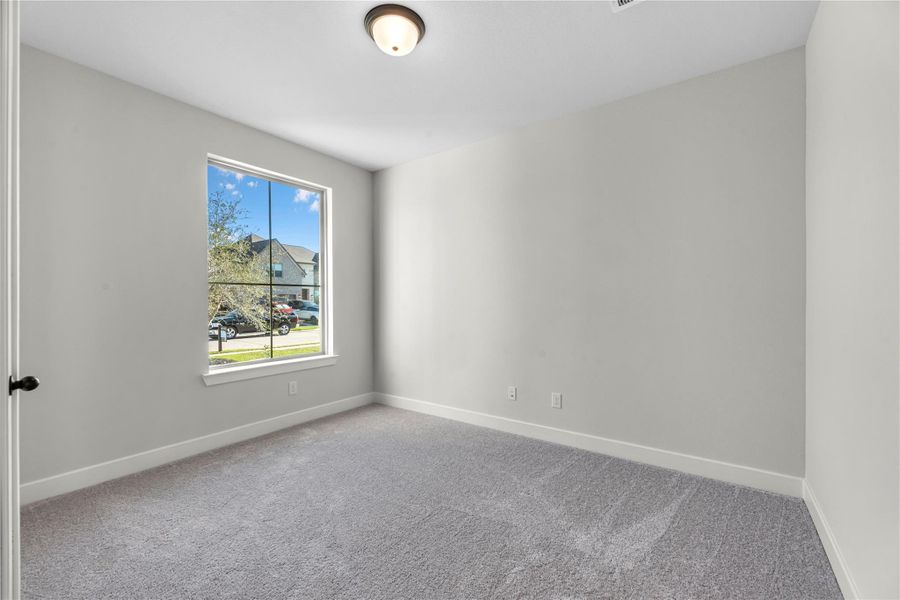 Spacious, unfurnished interior of a new home in Lago Mar, Texas City (Image 20). Spacious, unfurnished interior of a new home in Lago Mar, Texas City (Image 20).