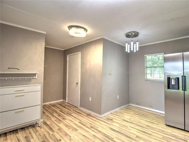 Spacious, unfurnished interior of a new home in , Anthony (Image 20).