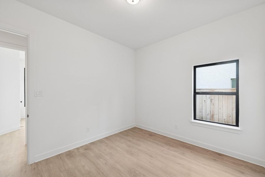 Spacious, unfurnished interior of a new home in Kresston, Magnolia (Image 13).