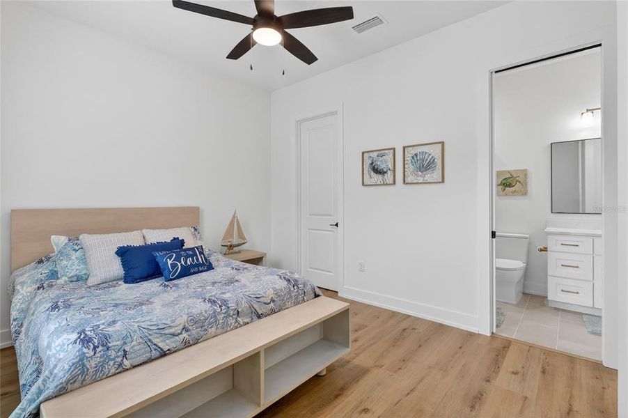 Furnished interior view inside a new home in , Lakeland (Image 54).