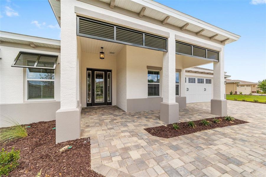 Exterior details and patio area of a home in , Ocala (Image 20). Exterior details and patio area of a home in , Ocala (Image 20).