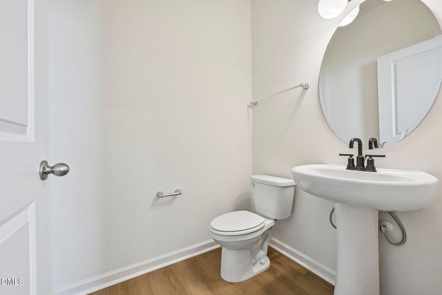 18-web-or-mls-Oakdale Dr-S2204-018 18-web-or-mls-Oakdale Dr-S2204-018