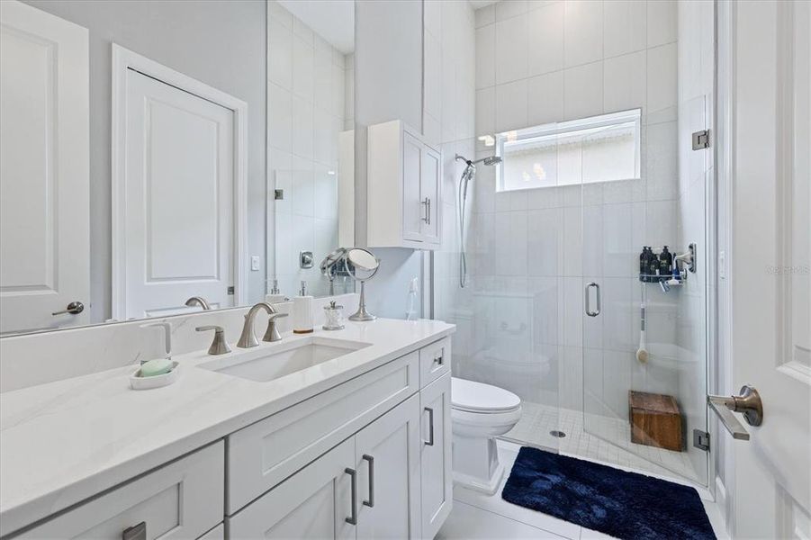 Furnished interior view inside a new home in , Sarasota (Image 37).