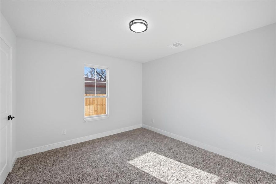 Spacious, unfurnished interior of a new home in , Hearne (Image 6).