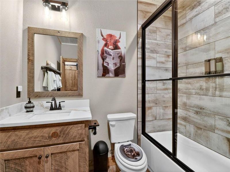 Furnished interior view inside a new home in , Ellijay (Image 61).