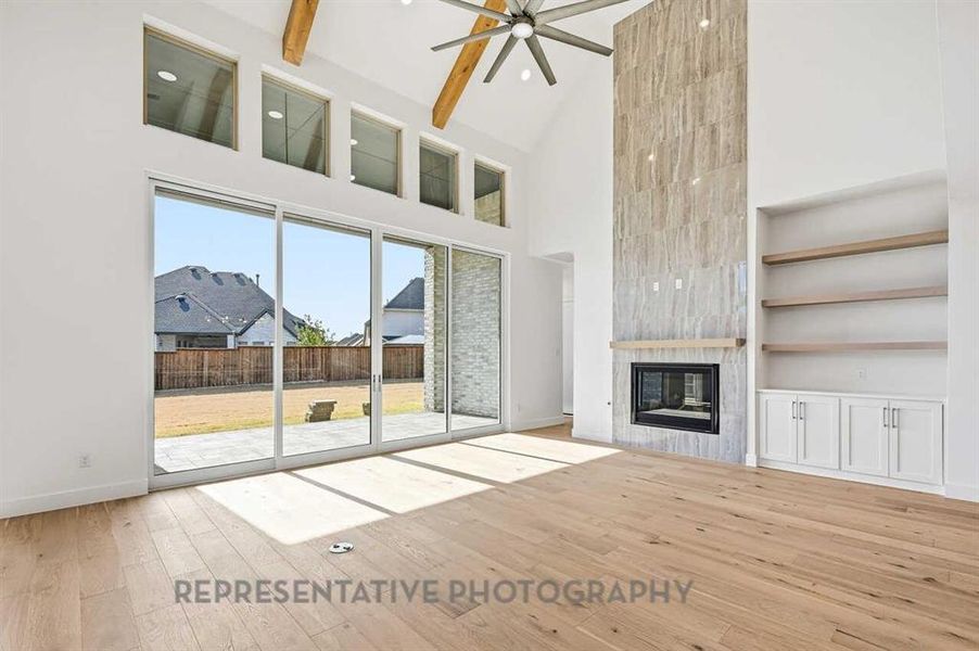 Spacious, unfurnished interior of a new home in Cambridge Crossing, Celina (Image 9).