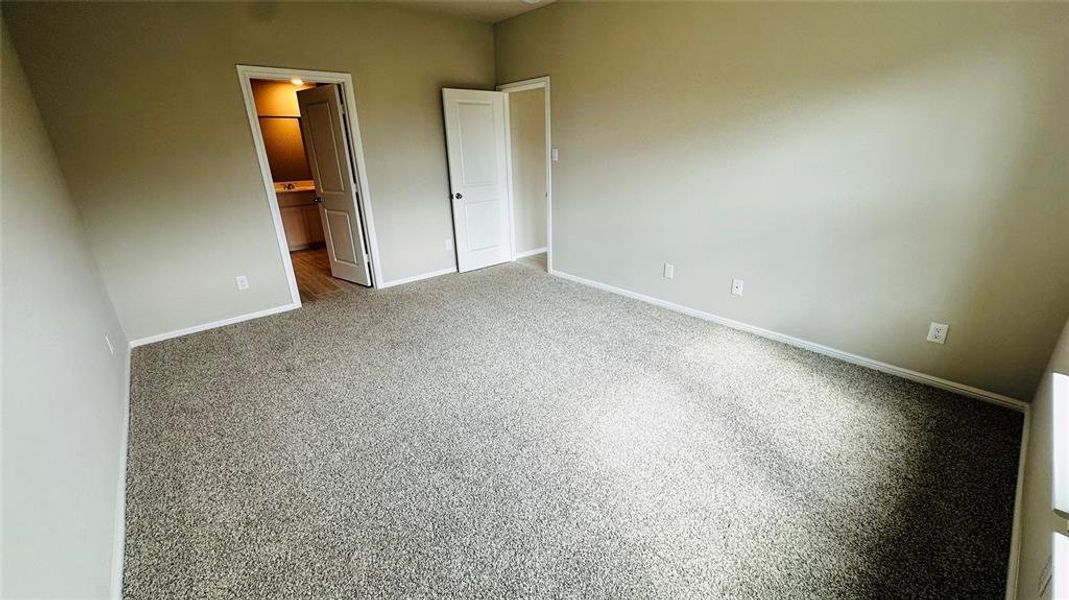 Spacious, unfurnished interior of a new home in Meadowbrook Estates, Cleburne (Image 18). Spacious, unfurnished interior of a new home in Meadowbrook Estates, Cleburne (Image 18).