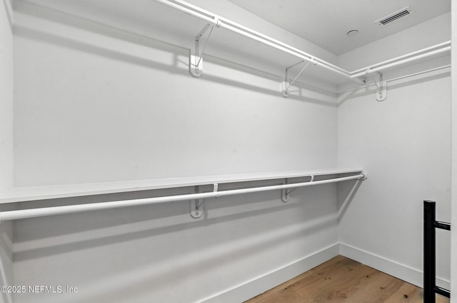 Spacious, unfurnished interior of a new home in , St. Augustine (Image 22).