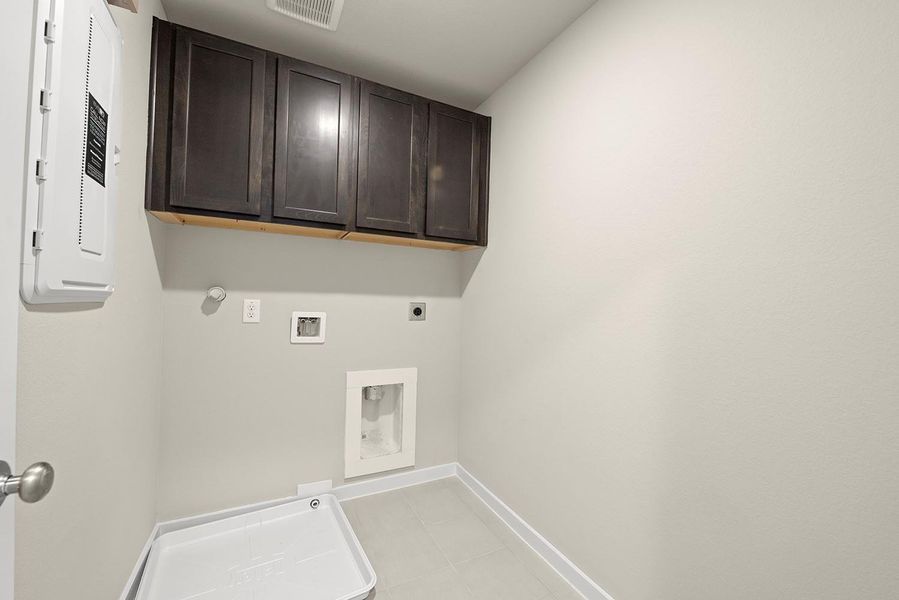 Ample storage for all your laundry essentials, from detergents to fabric softeners, everything has its perfect place. Ample storage for all your laundry essentials, from detergents to fabric softeners, everything has its perfect place.