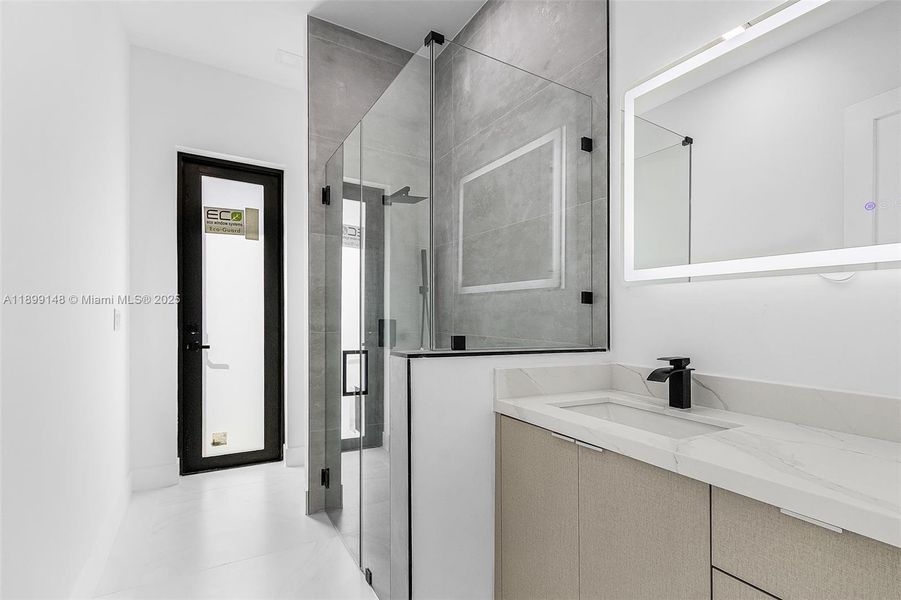 Furnished interior view inside a new home in , Cape Coral (Image 10). Furnished interior view inside a new home in , Cape Coral (Image 10).