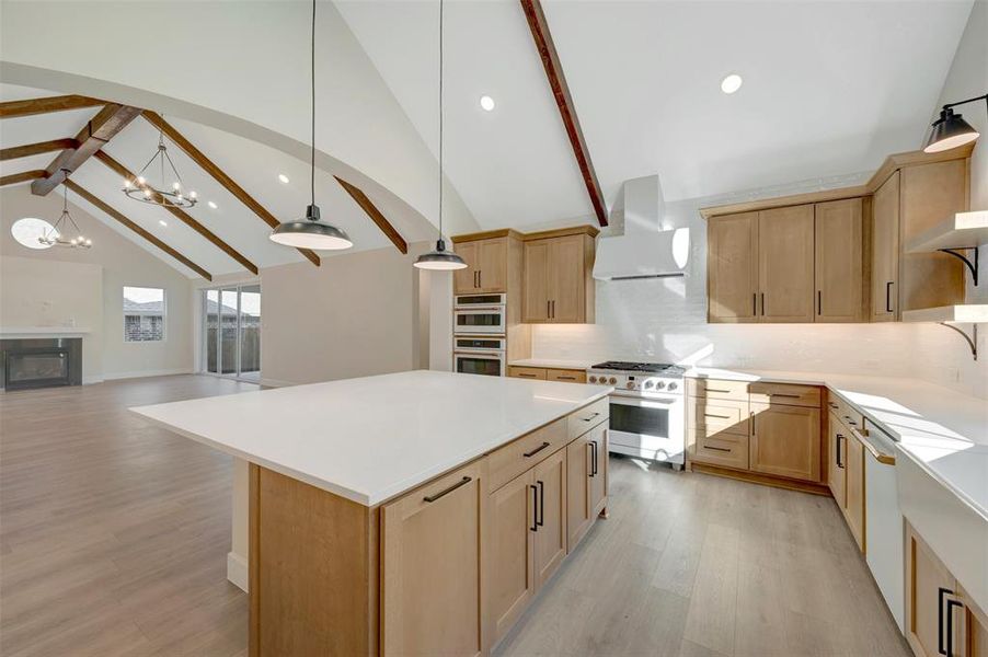 Furnished interior view inside a new home in Elevon, Lavon (Image 15).