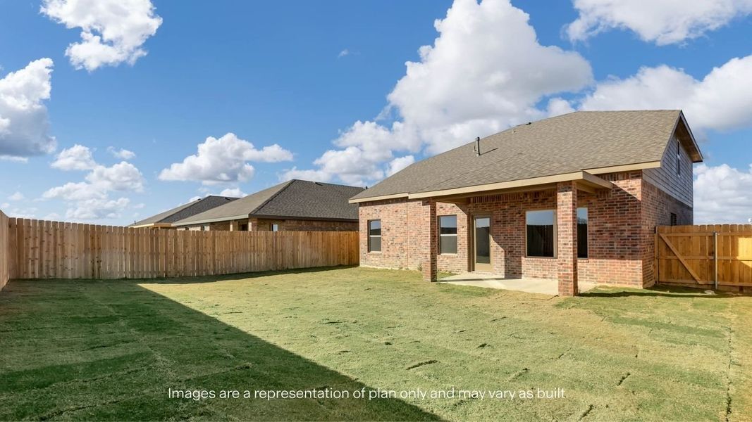 Exterior details and patio area of a home in Allen Farms, Lubbock (Image 4).