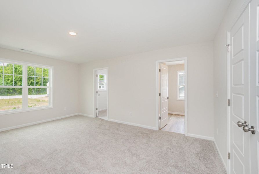 58 W Emily Gardens 18 58 W Emily Gardens 18