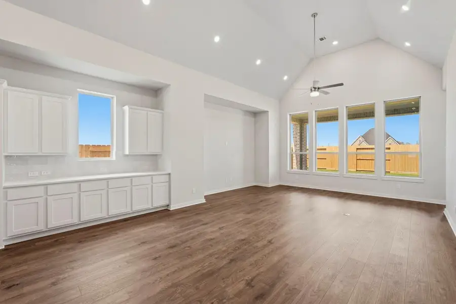 Dining area with built in cabinets Dining area with built in cabinets