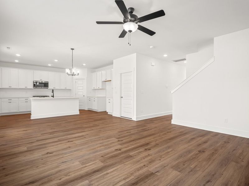 Spacious, unfurnished interior of a new home in Woods Crossing, Gallatin (Image 27).