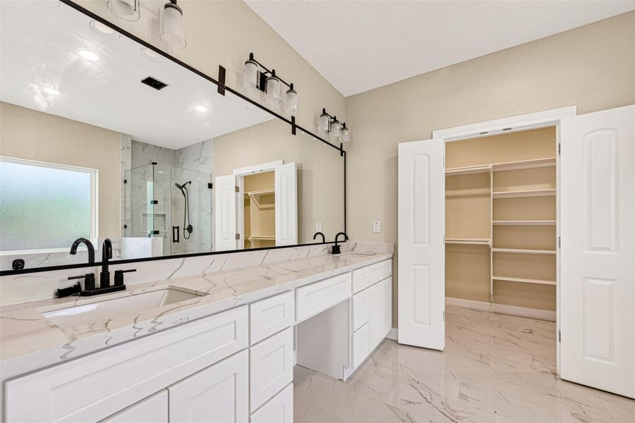 Furnished interior view inside a new home in , Houston (Image 5). Furnished interior view inside a new home in , Houston (Image 5).