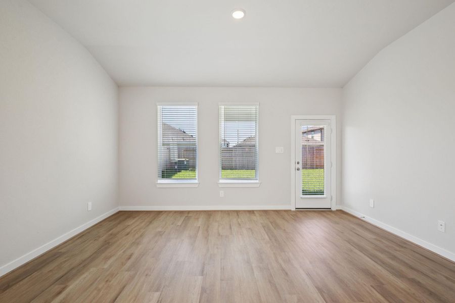 Spacious, unfurnished interior of a new home in Landing Meadows - Premier Series, New Caney (Image 33). Spacious, unfurnished interior of a new home in Landing Meadows - Premier Series, New Caney (Image 33).