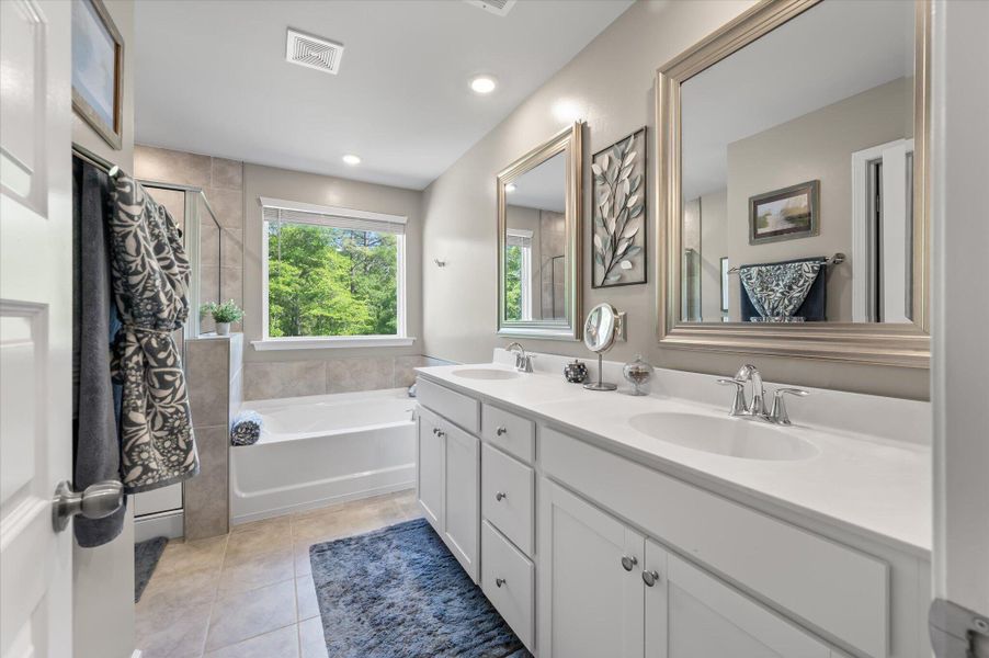 Furnished interior view inside a new home in , Johns Island (Image 51).
