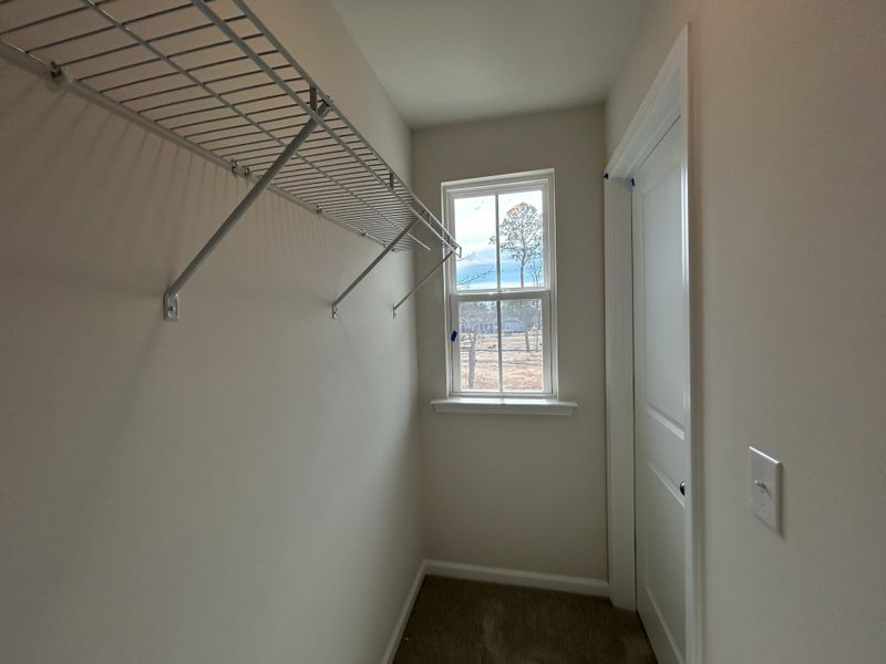 Spacious, unfurnished interior of a new home in , Summerville (Image 24).