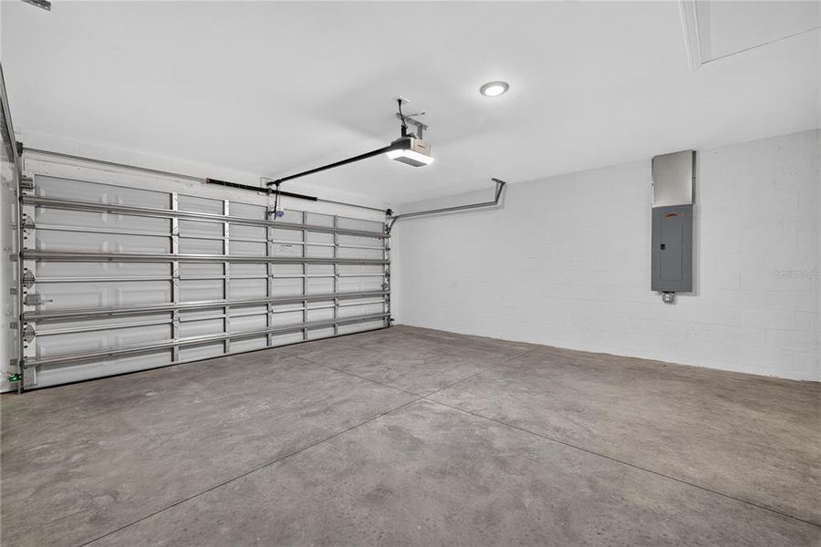 Spacious, unfurnished interior of a new home in , Port Charlotte (Image 14). Spacious, unfurnished interior of a new home in , Port Charlotte (Image 14).
