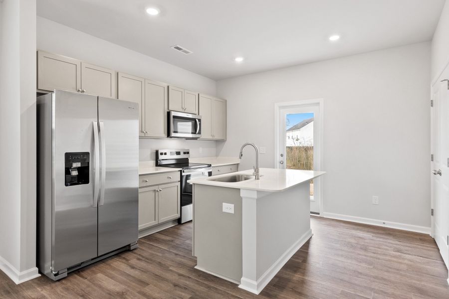 3br New Home in Richlands, NC.  - Slide 26