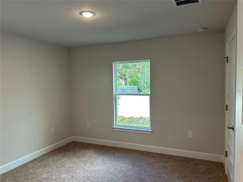 Spacious, unfurnished interior of a new home in Venice, Venice (Image 13).