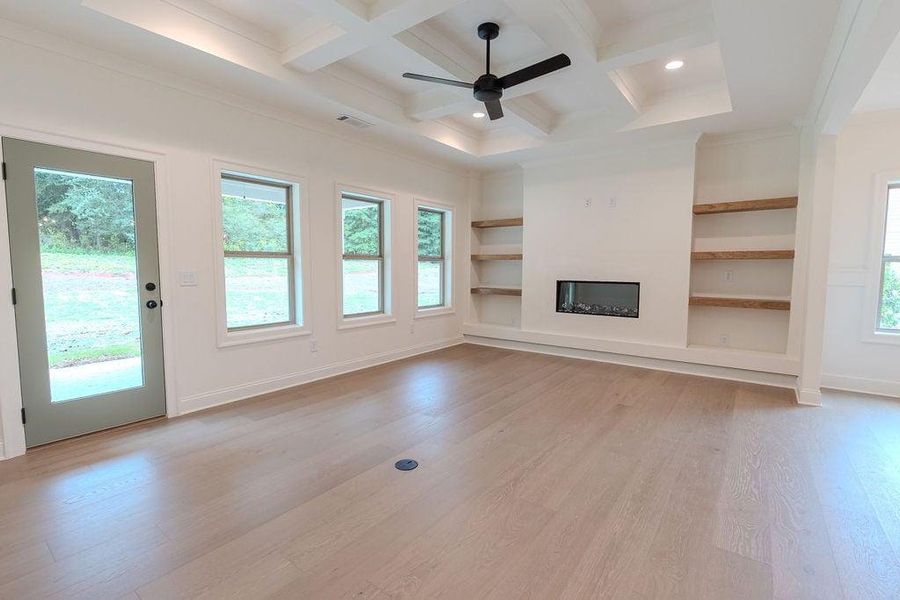 Spacious, unfurnished interior of a new home in , Hoschton (Image 60).