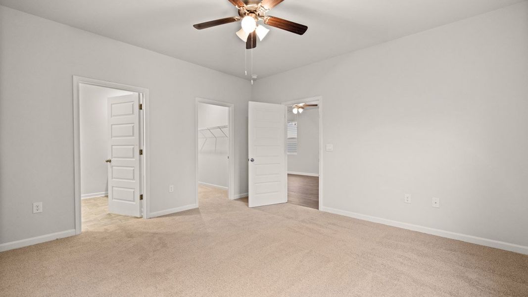 Spacious, unfurnished interior of a new home in Estates at Deer Hollow, Grovetown (Image 29). Spacious, unfurnished interior of a new home in Estates at Deer Hollow, Grovetown (Image 29).