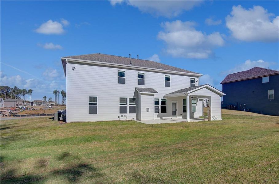 Exterior details and patio area of a home in Riverbend Overlook, Fayetteville (Image 19).