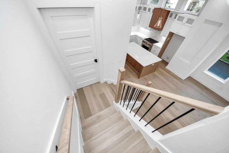 Image 47 of a home in .