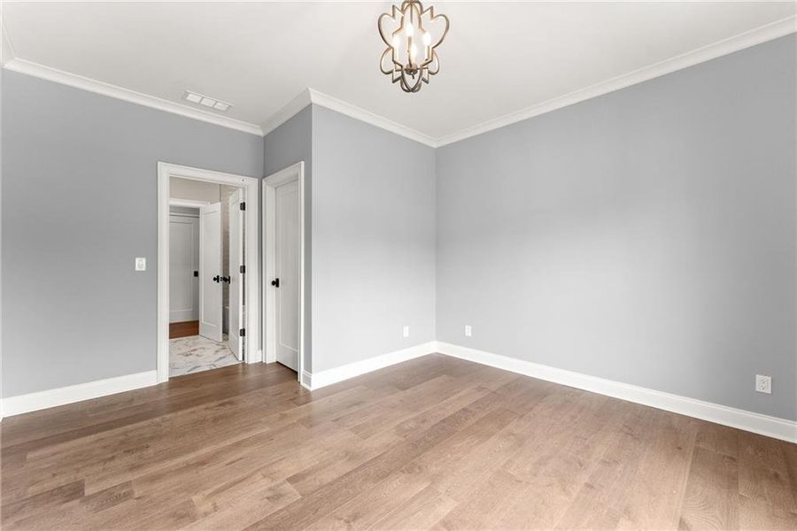Spacious, unfurnished interior of a new home in , Gainesville (Image 44).