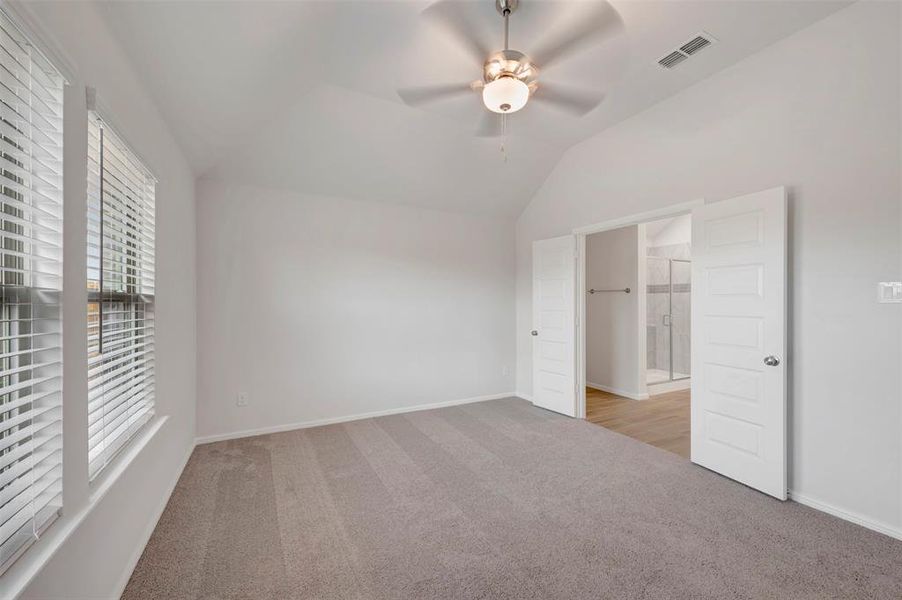 Spacious, unfurnished interior of a new home in Sagebrook, Argyle (Image 33). Spacious, unfurnished interior of a new home in Sagebrook, Argyle (Image 33).