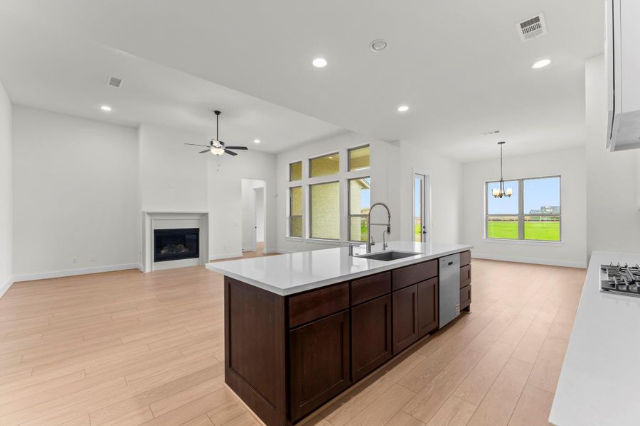 Furnished interior view inside a new home in Lakeview, Waller (Image 10).