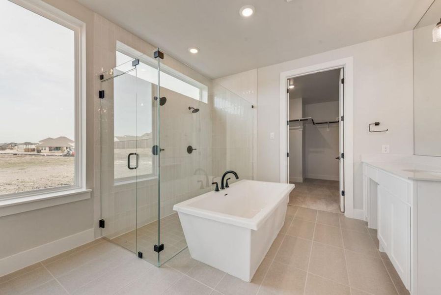 Furnished interior view inside a new home in Somerset Park, Rockwall (Image 16).