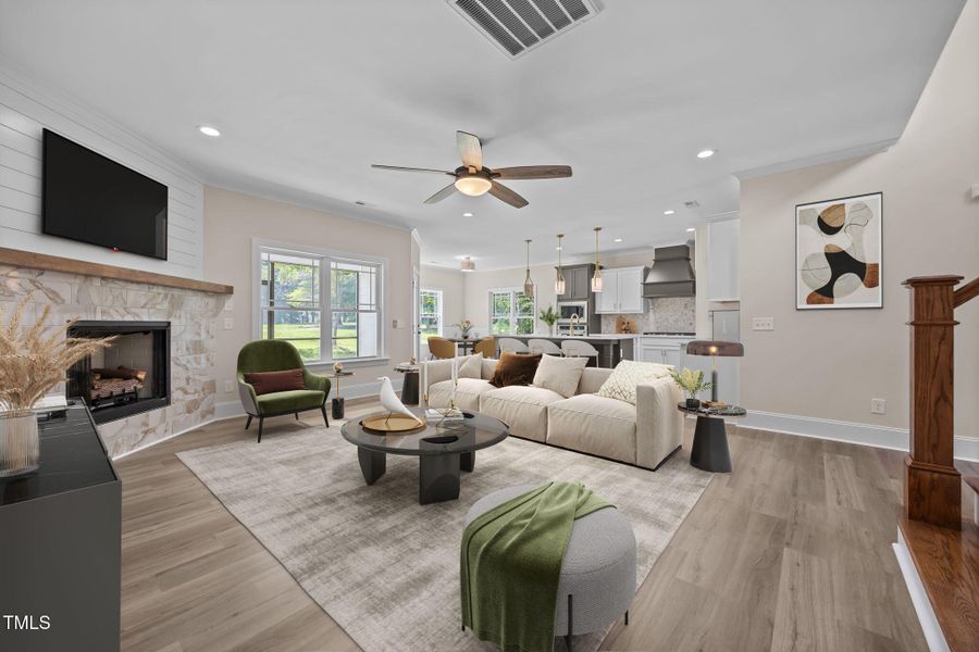 54-web-or-mls-Living Room - Eat in Kitch