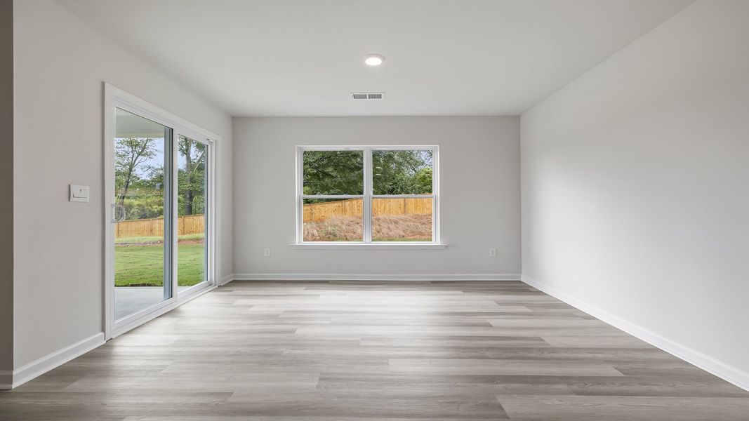Spacious, unfurnished interior of a new home in Durbin Meadows Traditions, Fountain Inn (Image 20).