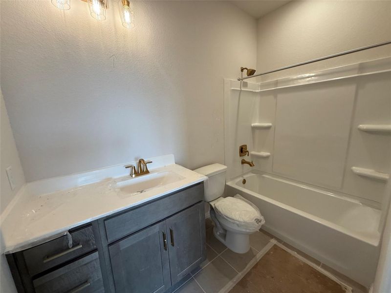 Furnished interior view inside a new home in Cannon Ranch 40s, Dripping Springs (Image 8). Furnished interior view inside a new home in Cannon Ranch 40s, Dripping Springs (Image 8).