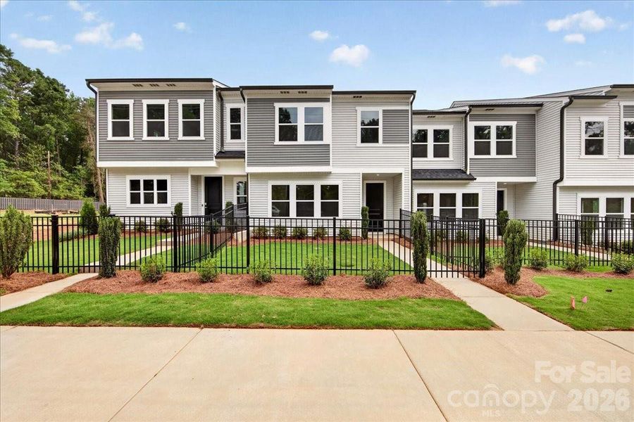 2 story townhome with fenced front yard 2 story townhome with fenced front yard