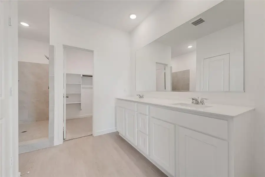 Furnished interior view inside a new home in Reatta Ridge: Classic Collection, Justin (Image 5). Furnished interior view inside a new home in Reatta Ridge: Classic Collection, Justin (Image 5).