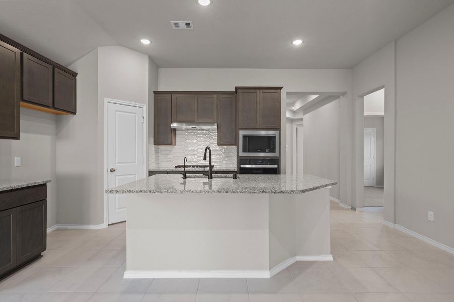 Furnished interior view inside a new home in Grand Central Park, Conroe (Image 11). Furnished interior view inside a new home in Grand Central Park, Conroe (Image 11).