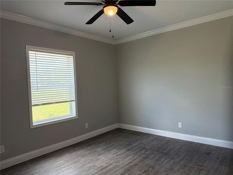 Spacious, unfurnished interior of a new home in , Live Oak (Image 22).