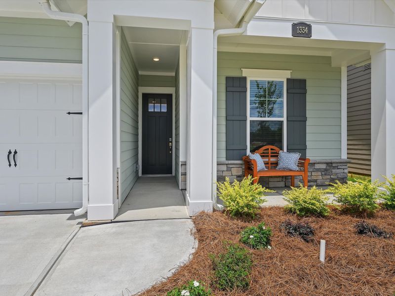 Exterior details and patio area of a home in Encore at Streamside - Classic Series, Waxhaw (Image 3).