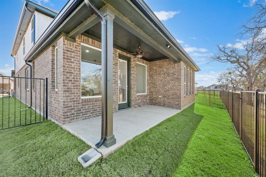 Exterior details and patio area of a home in The Resort on Eagle Mt. Lake, Fort Worth (Image 4).